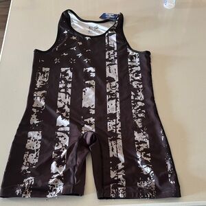 Black and White Graphic Singlet